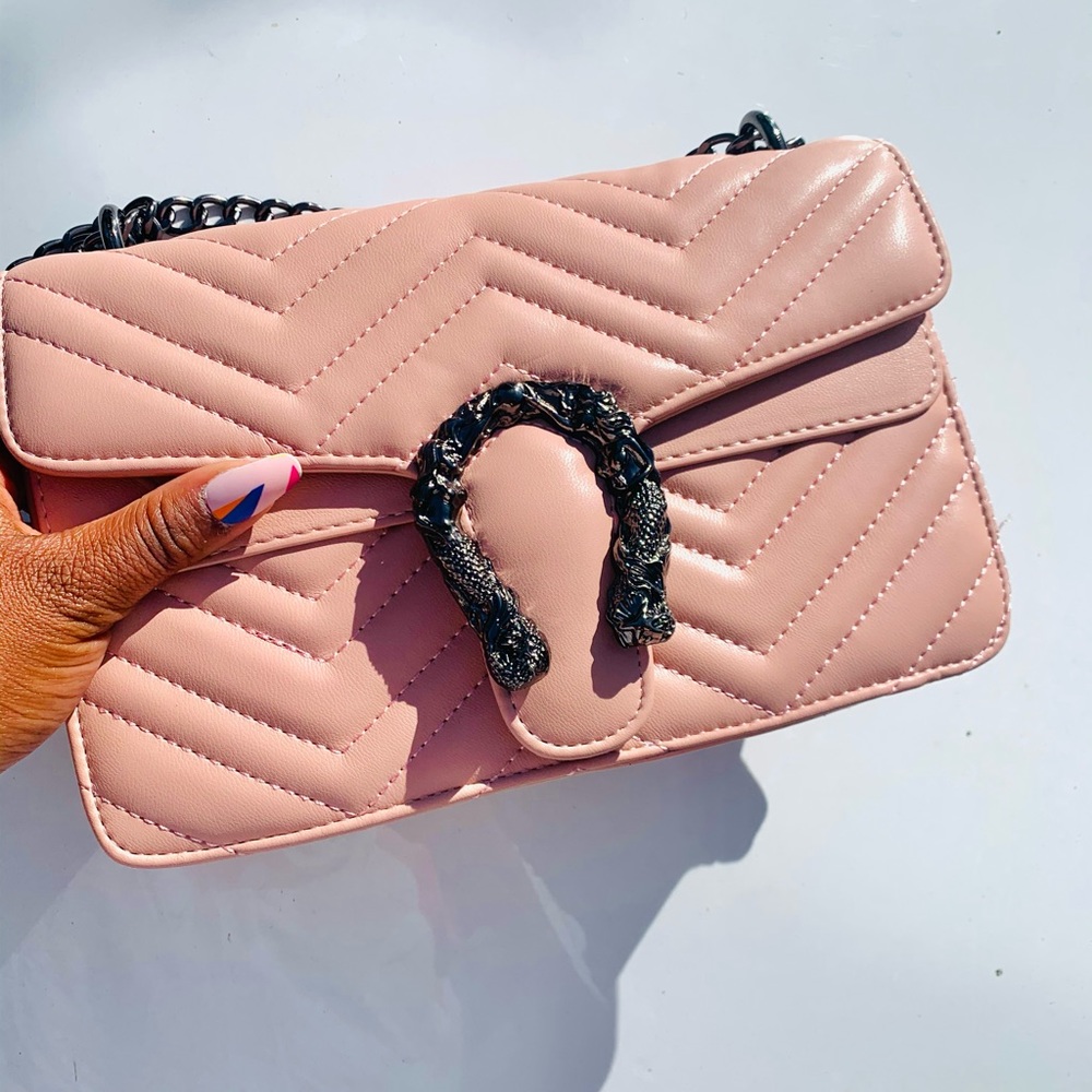 ****NEW ARRIVAL Rose pink handbag